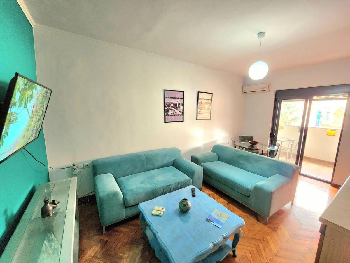 Turqoise Flat In City Center With 24H Self Check In ติรานา ภายนอก รูปภาพ